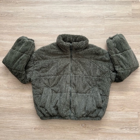 Wild Fable Green Faux Fur Full Zip Bomber Puffer Jacket Size L - Picture 3 of 11